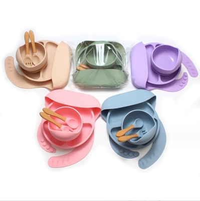 none 디자인 스타일 아기용 실리콘 식탁용품 5pcs BPA 무료 먹이 세트 스푼 그릇