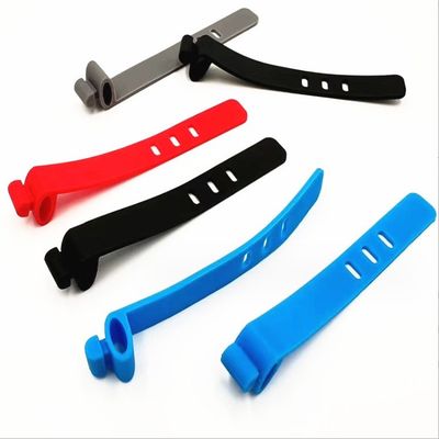 식용용 USB 케이블을 폼핑하기 위한 다채로운 실리콘 스트랩 케이블 홀더 조직기