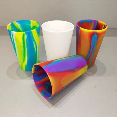 시리콘 컵 BPA 무료 혼합 색상 접이성 깨지지 않는 여행용 음료 컵