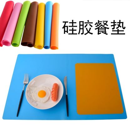 부드러운 접착성 실리콘 식용 테이블 매트 베이킹 매트 테이블 장식용 직사각형 모양